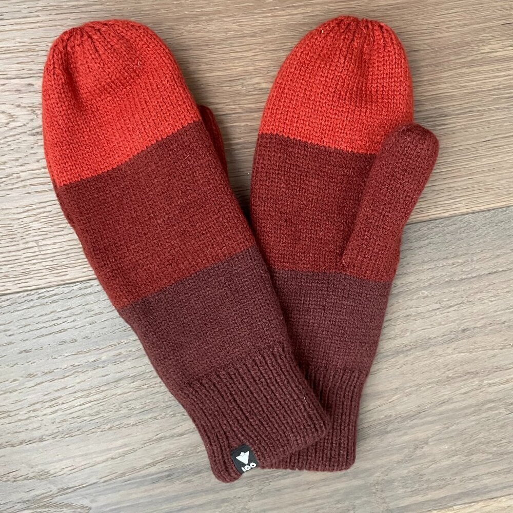 100 Cozy Outdoor Ribbed Cuff Striped Knit Mittens Brown Burnt Orange Sz OS NWOT